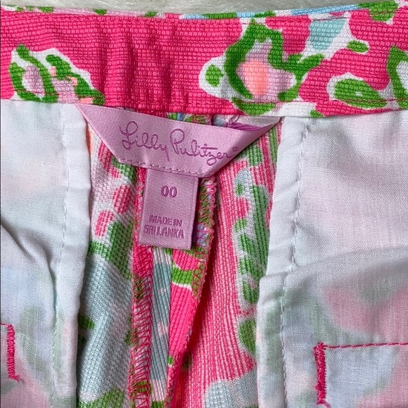 Lilly Pulitzer #208 Floral Adie Shorts - Picture 4 of 8